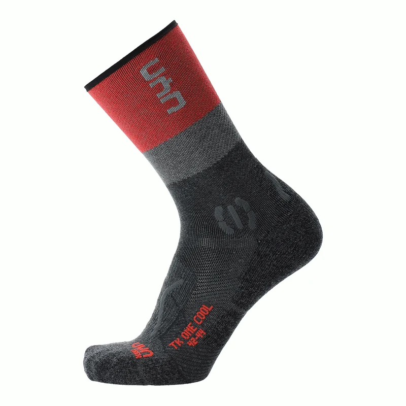 WOMAN TREKKING ONE COOL SOCKS