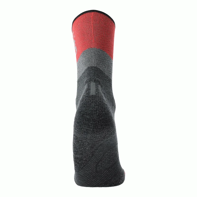 WOMAN TREKKING ONE COOL SOCKS