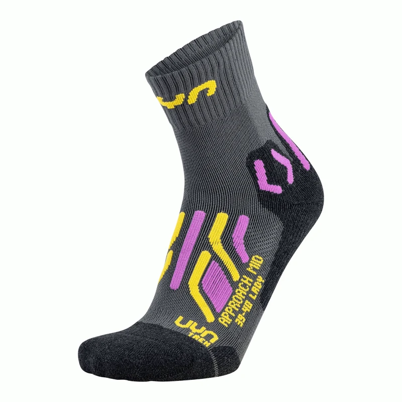 WOMAN TREKKING APPROACH MID SOCKS