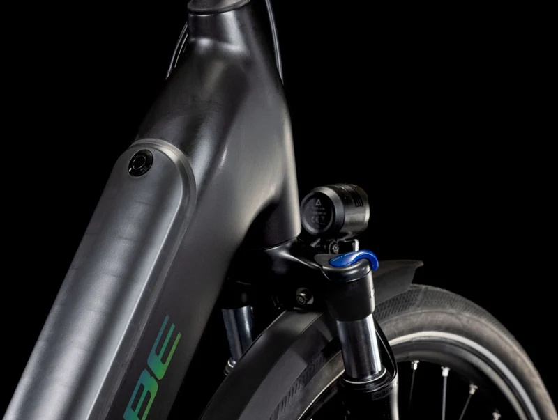 Cube Supreme Hybrid Pro 625 Wh E-Bike Easy Entry black´n´spectral