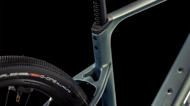 Cube Nulane Hybrid C:62 Race 400X Wh E-Bike Diamant 28" sagebrushgreen´n´prism