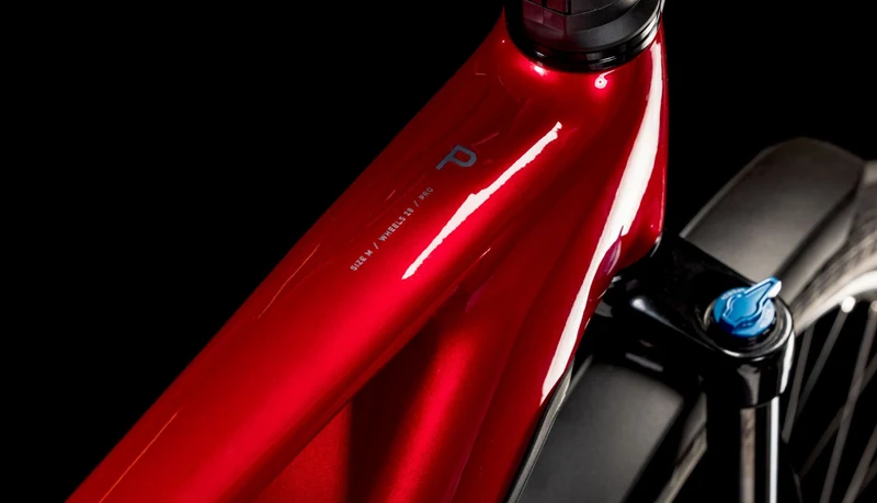 Cube Kathmandu Hybrid Comfort Pro 800 Wh E-Bike Diamant 28" electricred´n´red