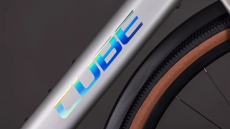 Cube Nulane Hybrid C:62 Race 400X Wh FE E-Bike Diamant 28" sleekgrey´n´prism