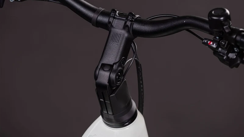 Cube Nuride Hybrid Performance 600 Wh E-Bike Easy Entry 28" desertstone´n´grey