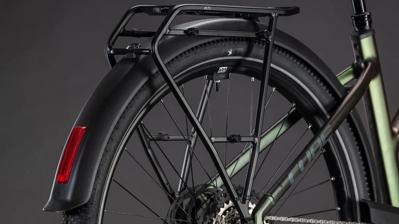 Cube Nuride Hybrid SLT 800 Wh E-Bike Trapeze 28" stellar´n´chrome