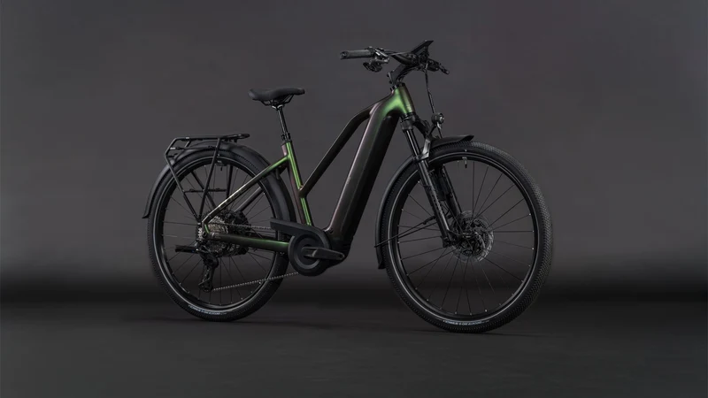 Cube Nuride Hybrid SLT 800 Wh E-Bike Trapeze 28" stellar´n´chrome