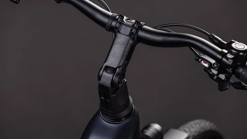 Cube Touring Hybrid One 600 Wh E-Bike Easy Entry 28" coal´n´chrome
