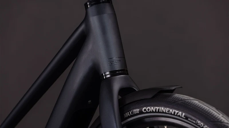 Cube Editor Hybrid Pro FE 400 Wh X E-Bike Trapeze 28" coal´n´prism