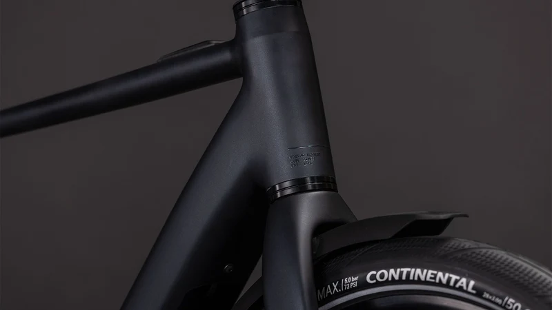Cube Editor Hybrid Pro FE 400 Wh X E-Bike Diamant 28" coal´n´prism