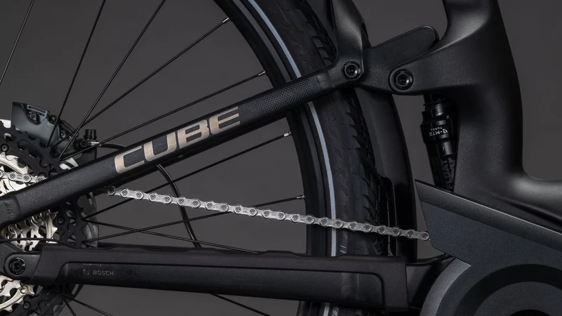 Cube Kathmandu Hybrid One11 HPC SLT 800 Wh E-Bike Easy Entry 28" carbon´n´silverdust