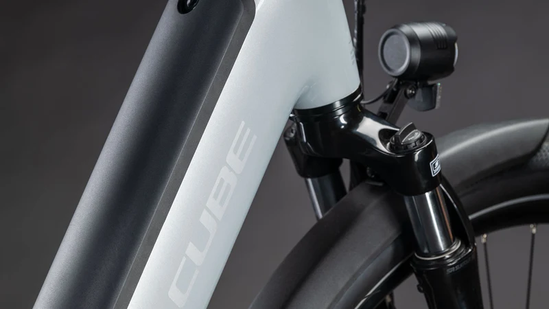 Cube Supreme Hybrid Comfort One 600 Wh E-Bike Easy Entry foggrey´n´reflex