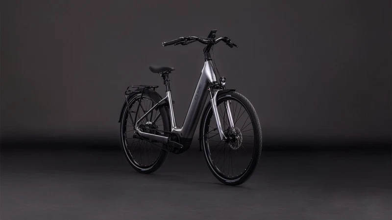 Cube Supreme Hybrid Deluxe Deluxe Pro 600 Wh E-Bike Easy Entry quicksilver´n´grey