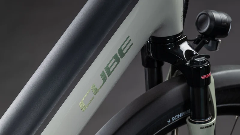 Cube Supreme Hybrid Deluxe One 600 Wh E-Bike Easy Entry ashgreen´n´chrome