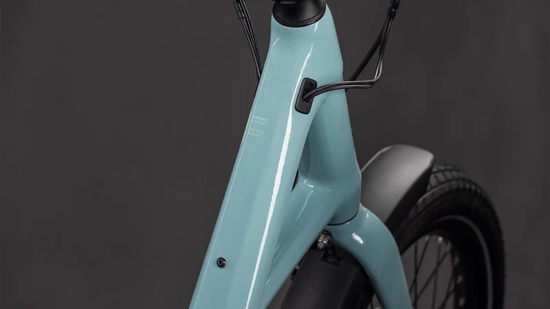Cube Compact Hybrid Comfort 545 Wh E-Kompaktrad 20" skylightblue´n´blue one size
