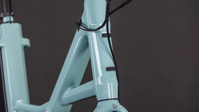 Cube Compact Hybrid Comfort 545 Wh E-Kompaktrad 20" skylightblue´n´blue one size