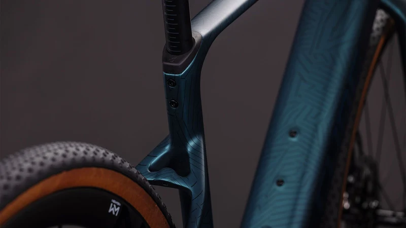 Cube Nuroad Hybrid C:62 SLT 400 Wh X E-Gravel Rad Diamant 28" royalgreen´n´crisscross
