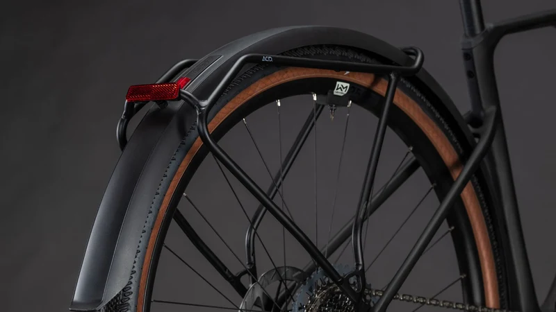 Cube Nuroad Hybrid C:62 EXC FE 400 Wh X E-Gravel Rad Diamant 28" blackline