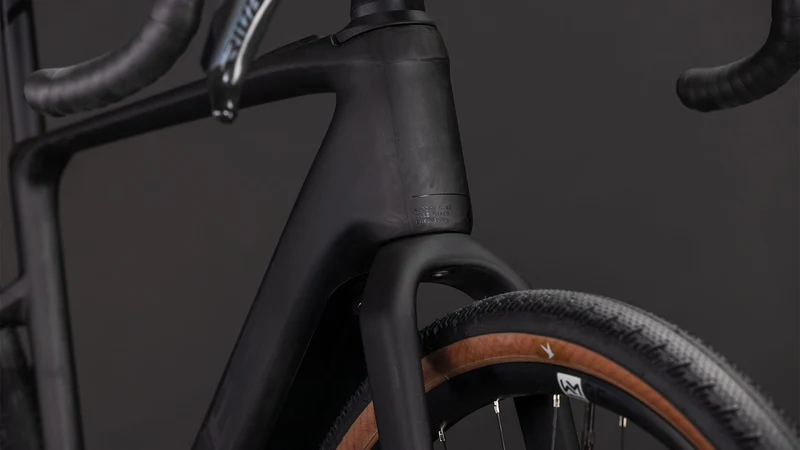 Cube Nuroad Hybrid C:62 EXC 400 Wh X E-Gravel Rad Diamant 28" blackline
