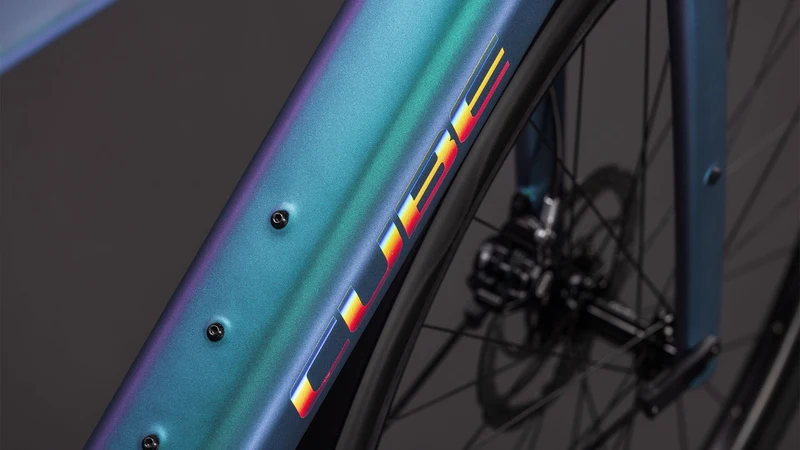 Cube Nulane Hybrid C:62 FE 400 Wh X E-Gravel Rad Diamant 28" polarlight´n´prism