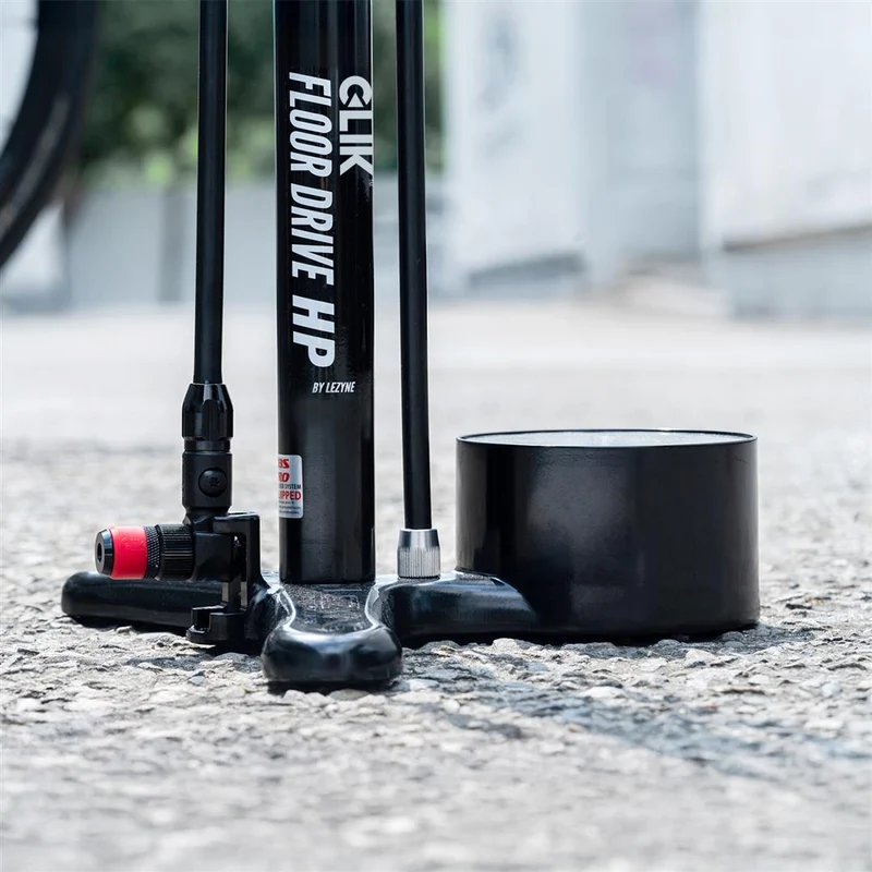 Lezyne Standluftpumpe Steel HP Clik™ Floor Drive schwarz-matt