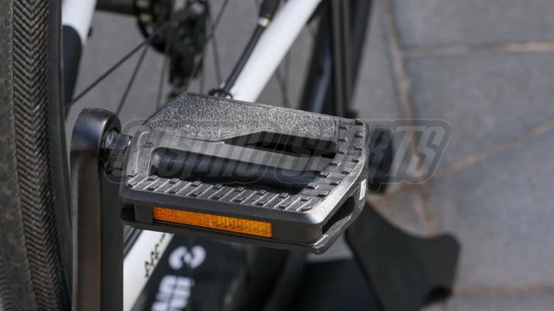 NG Sports Sahramee ReCycle Griptape Plattform-Pedal mit Reflektor 1 Paar schwarz 112 x 83,5 mm