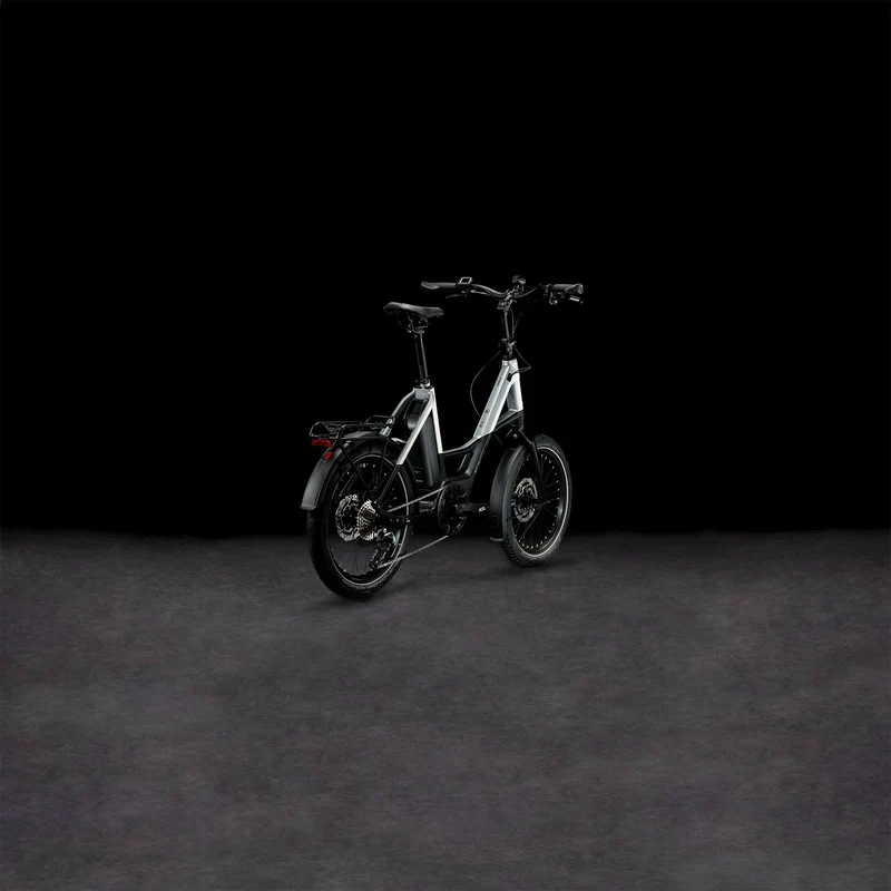 Cube Compact Sport Hybrid 500 Wh E-Kompaktrad 20" black´n´polarsilver one size