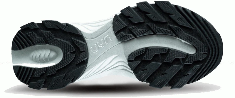 WOMAN LACES TREK SHOES
