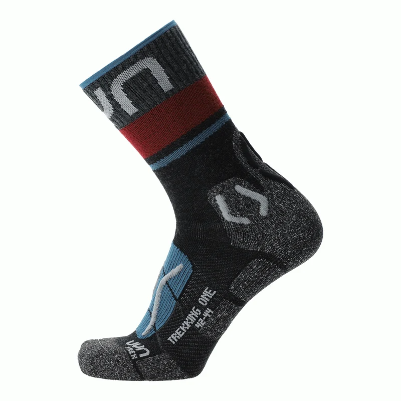 WOMAN TREKKING ONE MERINO SOCKS