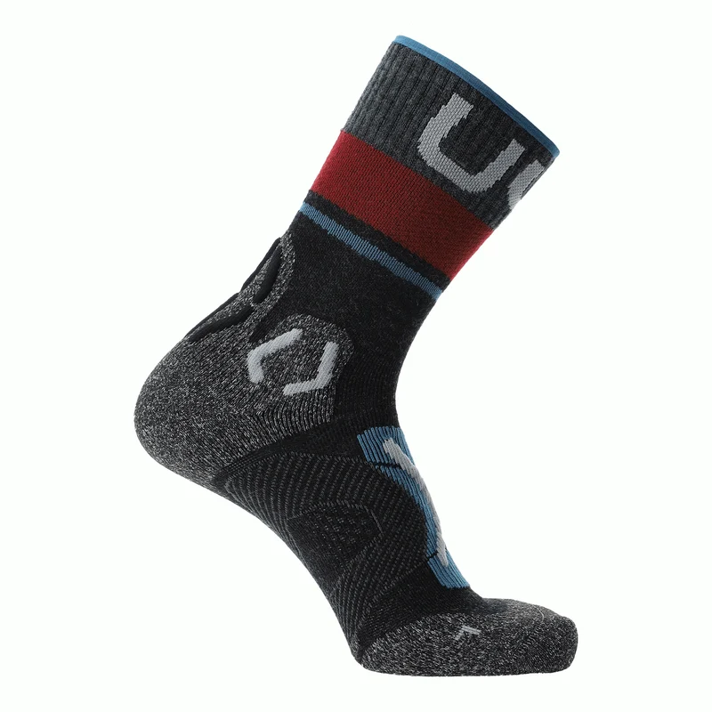 WOMAN TREKKING ONE MERINO SOCKS