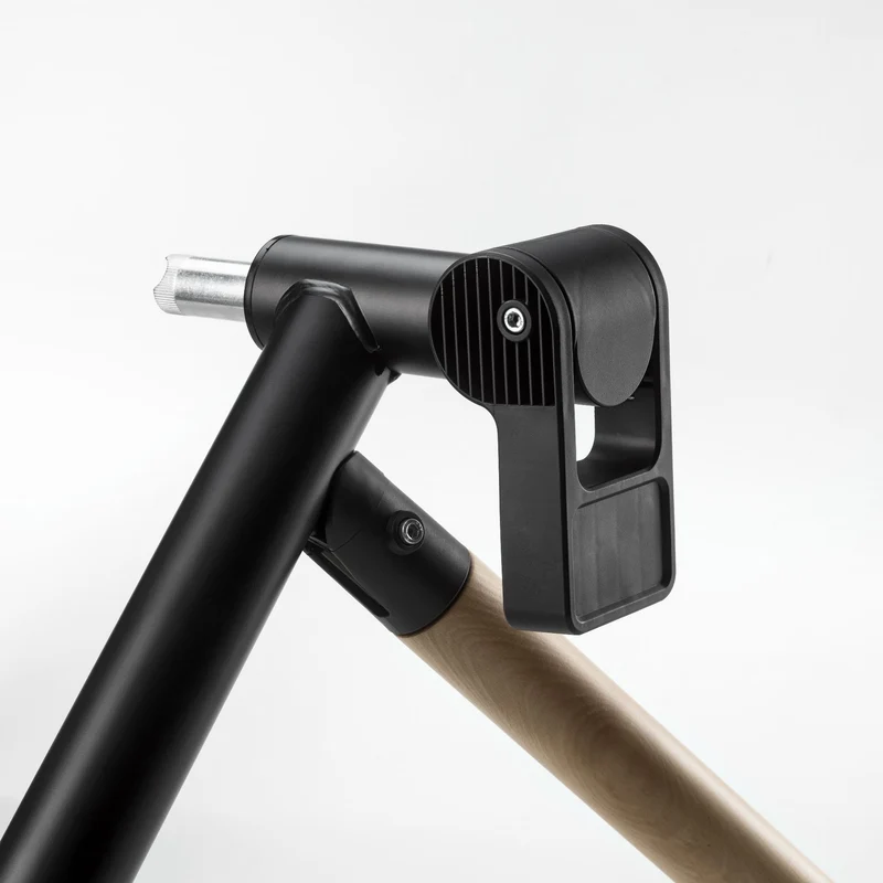 Elite Rollentrainer Tuo vormontiert von 24" bis 29" fahrbar