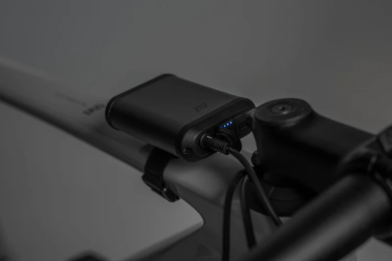 Acid Frontlicht PRO-E 150 Lux PowerBank black, space grey`n`black