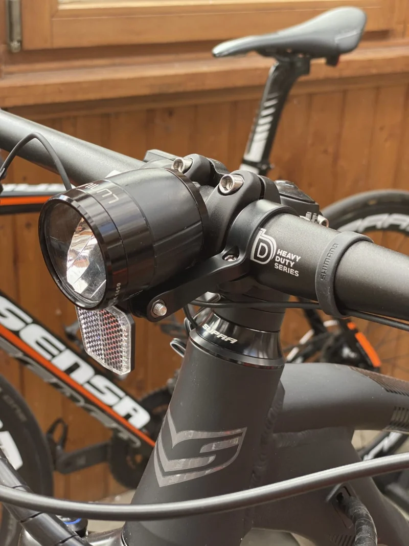 Lunivo Gekröpfte Lenkerhalterung für DIA schwarz