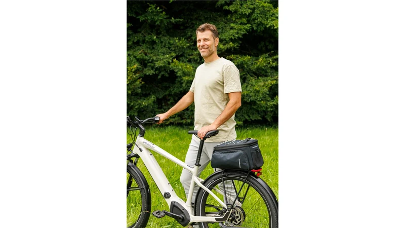 New Looxs Fahrradtasche Trunkbag Sports MIK schwarz 31 L