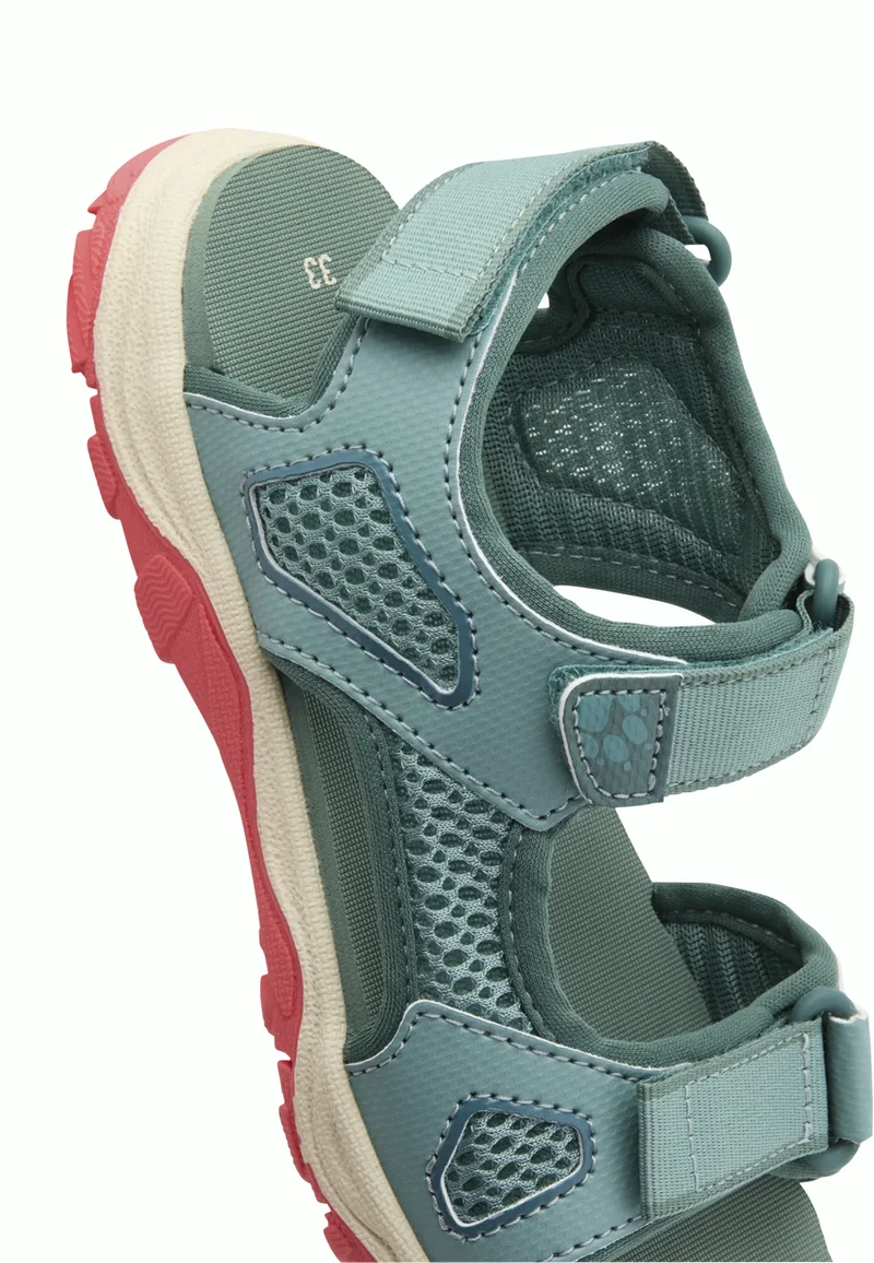 TARACO BEACH SANDAL K