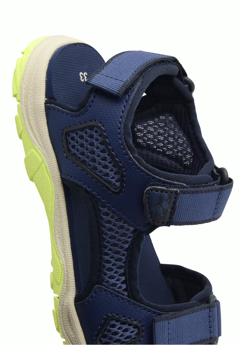 TARACO BEACH SANDAL K