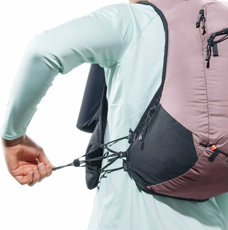 B-Ware - Deuter Ascender Trinkrucksack grape 7 L (Gebrauchtware)