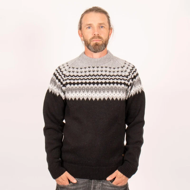 Sarek Sweater