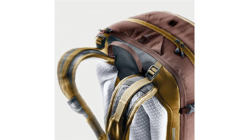 Deuter Attack SL Rucksack raisin-almond 18 L