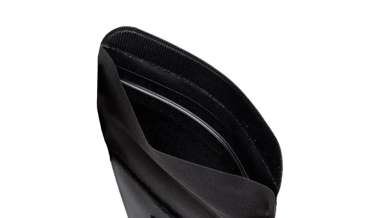 Acid Handytasche Pure black L