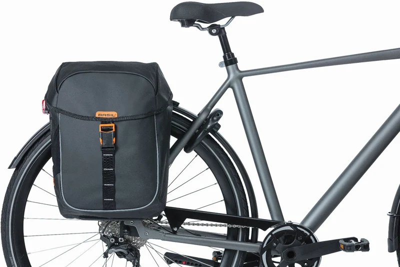 Basil Miles Tarpaulin Mik Hinterradtasche schwarz orange 34 L