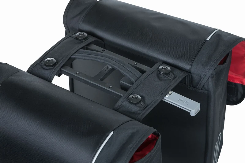 Basil Sport Design Mik Hinterradtasche schwarz 32 L