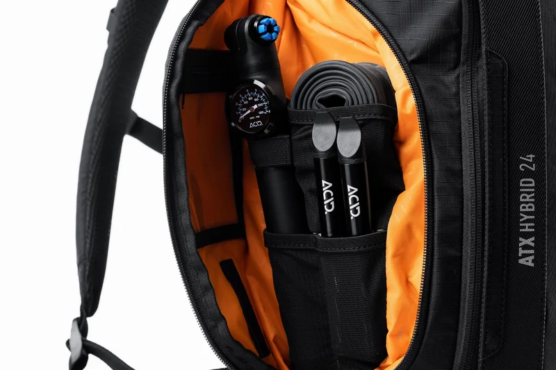 Cube Rucksack ATX Hybrid black 24 L