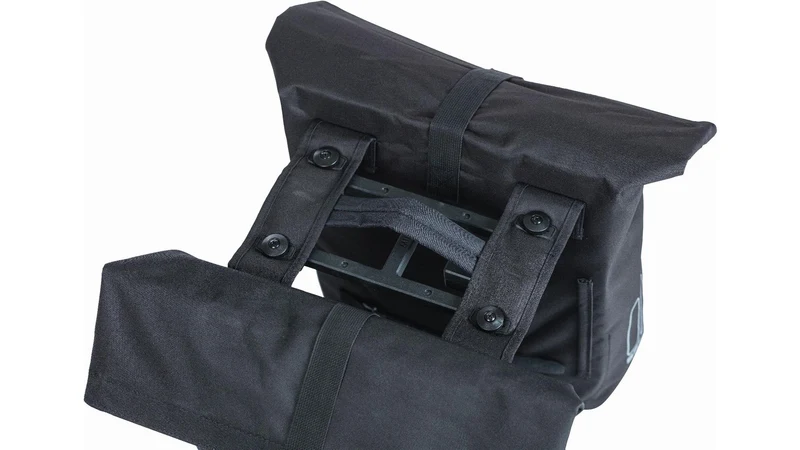 Basil City Mik Hinterradtasche schwarz 28 - 32 L
