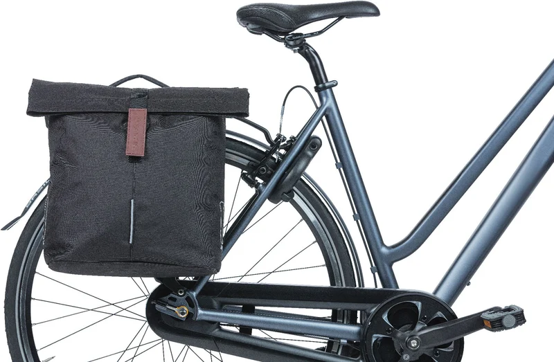 Basil City Mik Hinterradtasche schwarz 28 - 32 L