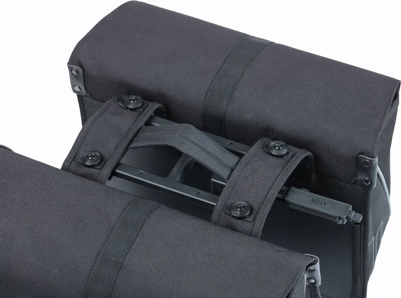 Basil Forte Mik Hinterradtasche schwarz/schwarz 35 L