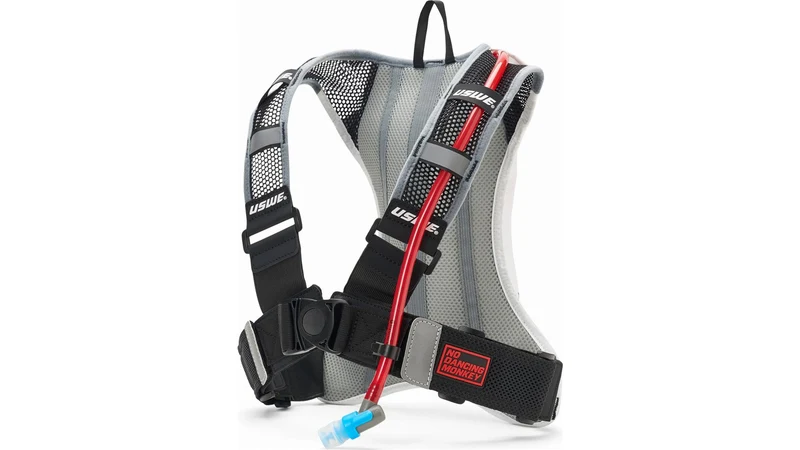 Uswe Outlander Pro Trinkrucksack schwarz 2 L
