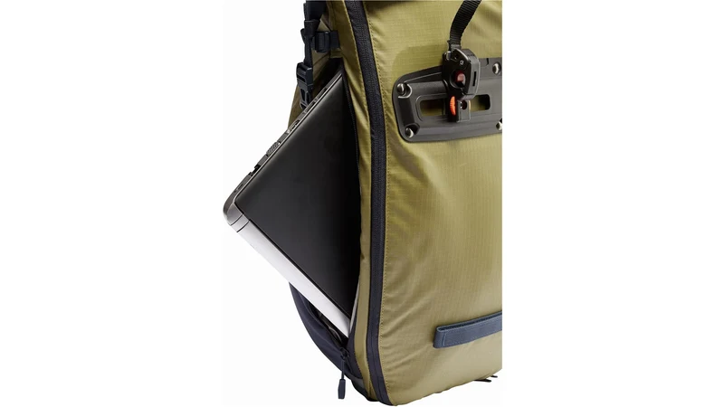 Vaude CityGo Bike 2 in 1 Rucksack und Gepäckträgertasche bamboo 23 L