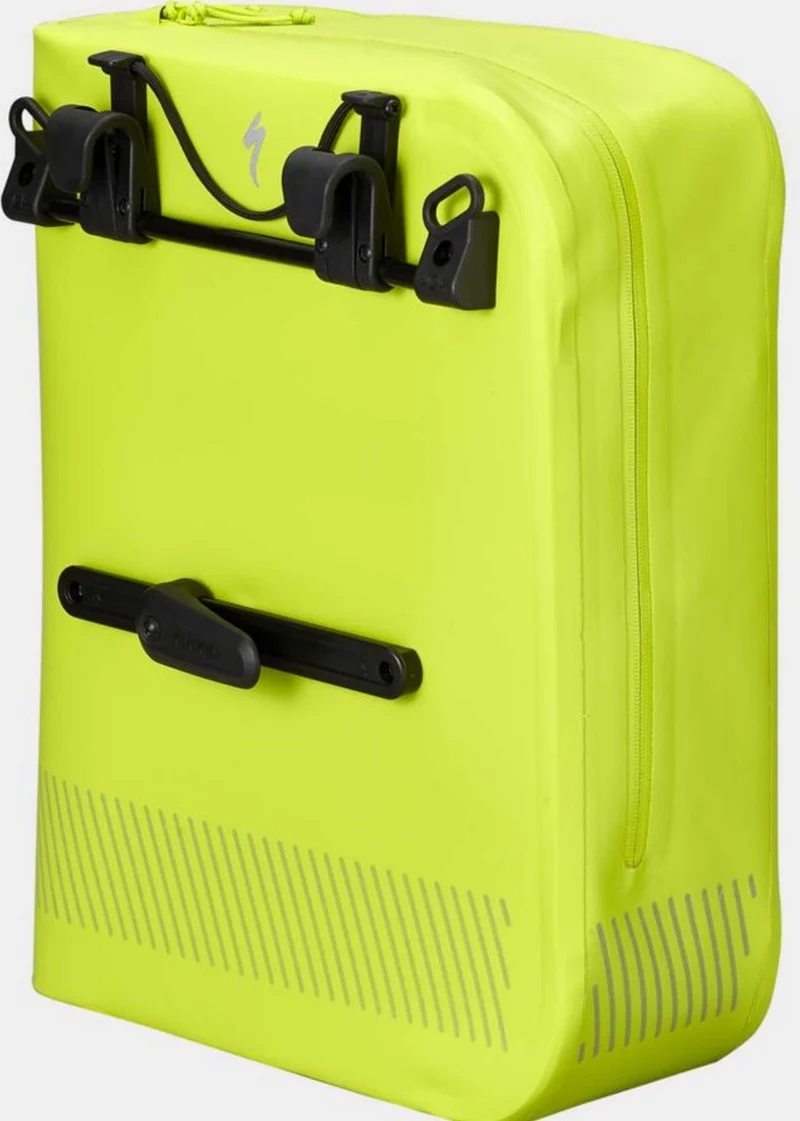Specialized Tailwind Gepäckträgertasche left hyprviz 17 L
