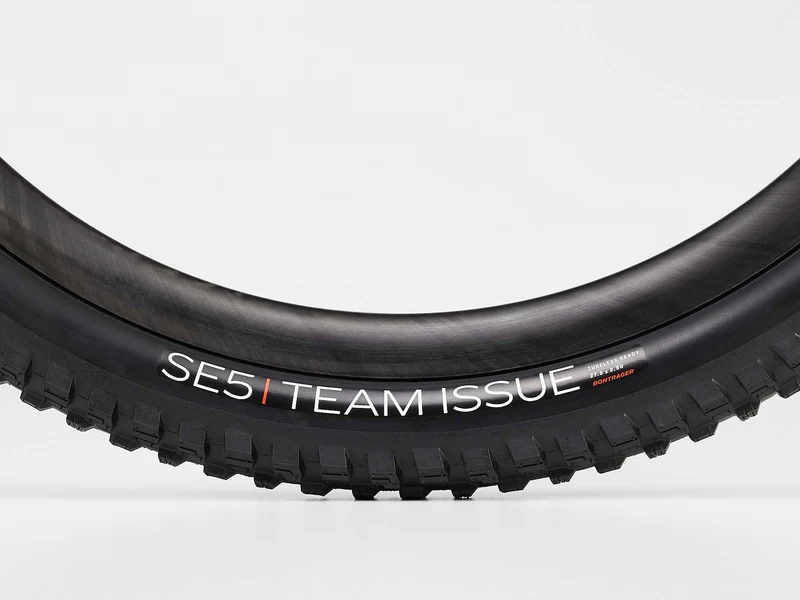 Bontrager SE5 Team Issue MTB Core Strength Faltreifen 27,5" Tubeless Ready (TLR) black 63-584
