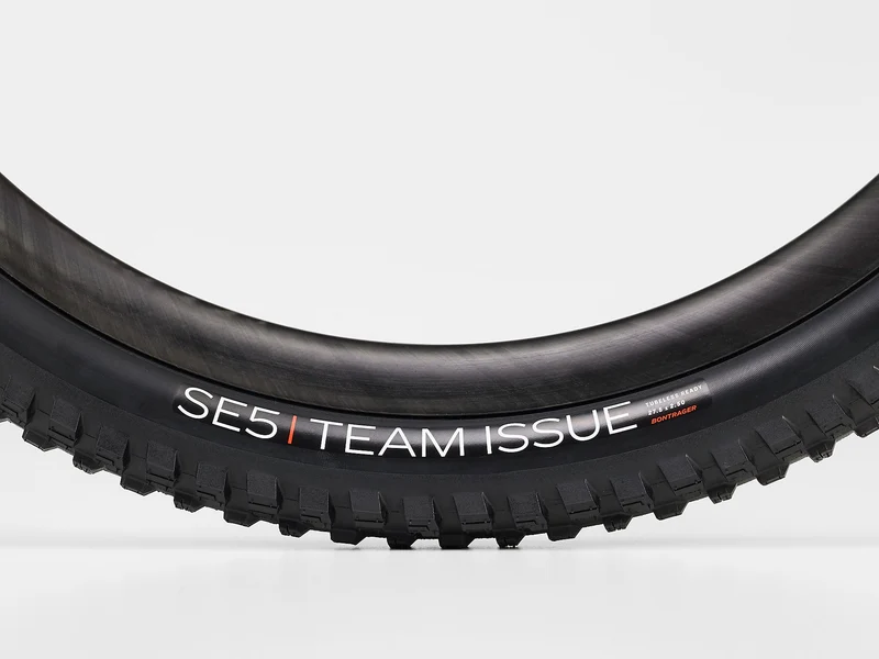 Bontrager SE5 Team Issue MTB Core Strength Faltreifen 29" Tubeless Ready (TLR) black 63-622